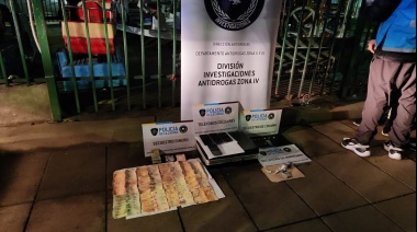Vendían drogas con un bebé en la calle: cinco detenidos