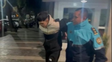 Un joven jugaba con un arma en una plaza y mató a un amigo