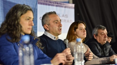 Andrés Larroque moviliza a la militancia en Tres de Febrero