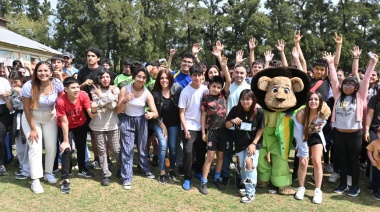 Los estudiantes recibieron la primavera en el Predio Municipal de Malvinas Argentinas