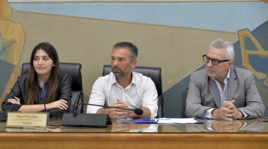 Julio Zamora acompañó el programa provincial "Parlamento Juvenil", que busca fortalecer el protagonismo democrático de los jóvenes