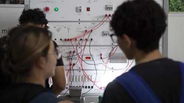 La UNAHUR, institución pionera en carreras de Mantenimiento