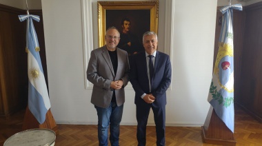 Valenzuela expone en Mendoza el modelo tributario de Tres de Febrero y se reúne con Cornejo