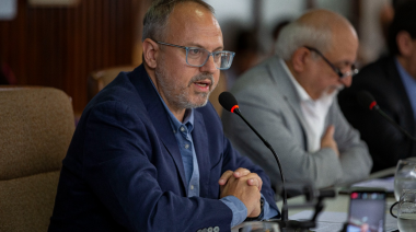 Valenzuela propone una Legislatura unicameral para “bajar el gasto político de la provincia de Buenos Aires”