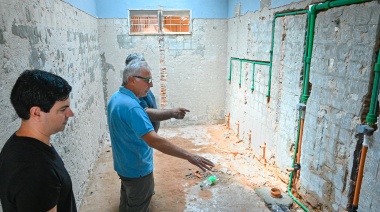 Julio Zamora supervisó las obras de refacción en la Escuela Primaria Nº18 de Benavídez