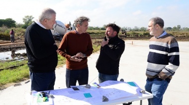 Katopodis y Perczyk recorrieron obras en la Universidad de Hurlingham