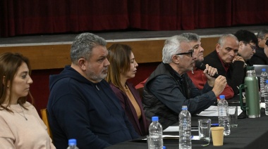 Julio Zamora: “Nos convocamos para formar una opción a las políticas del gobierno de Milei”