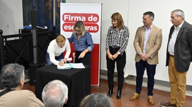 En el HCD, el Municipio acompañó a 57 nuevas familias de Tigre en la firma de sus escrituras