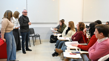 Con eje en la educación pública, Julio Zamora mantuvo un encuentro con directores y directoras de escuelas secundarias del distrito
