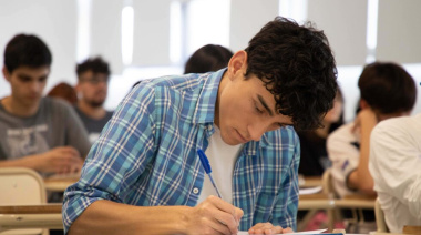 Continúa abierta la preinscripción para algunas carreras de la UNAHUR