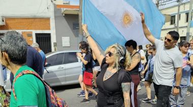 Maestra golpeada en un colegio podría perder un ojo; paro y movilización en San Martín