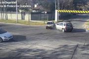 Operativo rescate en Ricardo Rojas tras un choque vehicular: una mujer quedó atrapada en su auto pero fue asistida rápidamente