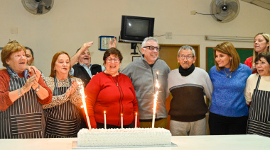 Julio Zamora acompañó el 39° aniversario del Centro de Jubilados y Pensionados "Volver a Vivir" en El Talar