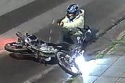 San Justo: Un policía baleó a uno de los dos motochorros que intentaron robarle