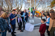En una fiesta repleta de familias, Julio Zamora inauguró las plazas “Pedro Pegoraro”, “Armando Zunino” y “Juan de Benavídez"