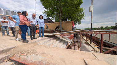 En el Puerto de Frutos, Julio Zamora supervisó la construcción de un mirador peatonal