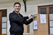 Votó Kicillof: “Estamos contentos porque hoy estamos votando en la Argentina qué es lo que va a pasar en nuestro país"