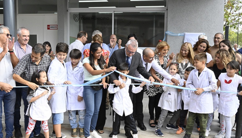 Julio Zamora inauguró la ampliación y remodelación de la Escuela Primaria N° 44 “Henry Ford” de Ricardo Rojas