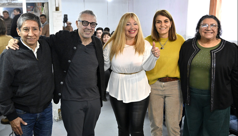 En el barrio Las Tunas, Julio Zamora acompañó el noveno aniversario del Centro de Entrenamiento Cristiano Génesis