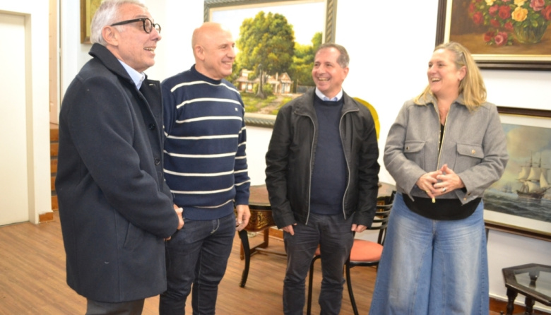 En plena campaña electoral, Julio Zamora recorrió el Sindicato de Municipales de Vicente Lopez