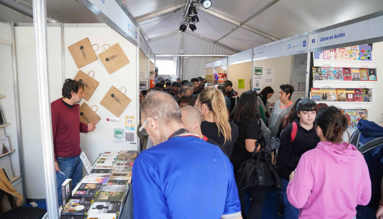 Miles de vecinas y vecinos visitaron la Feria del Libro de San Martín