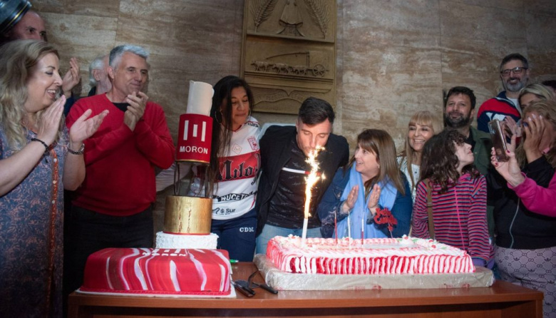 Morón celebró sus 240 años en la Plaza San Martín