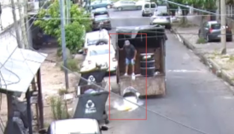 Arrojaron barriles con residuos tóxicos en Vicente López: fueron capturados gracias a las cámaras municipales de ESCUDO