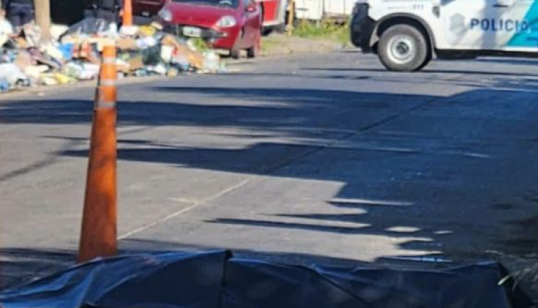 Delincuentes asesinaron a un policía de la Bonaerense durante un allanamiento por narcotráfico en la villa 18