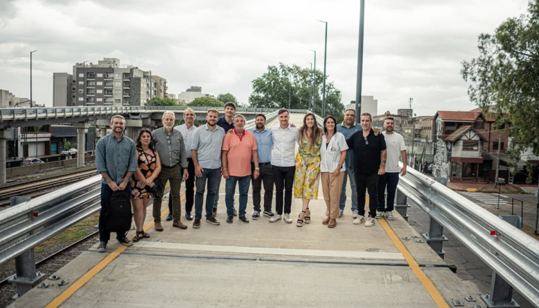 Haedo: ya funciona el nuevo puente sobre las vías del Sarmiento