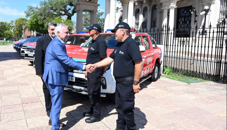 Tigre aumenta su seguridad: Julio Zamora encabezó la entrega de 25 móviles para el COT 