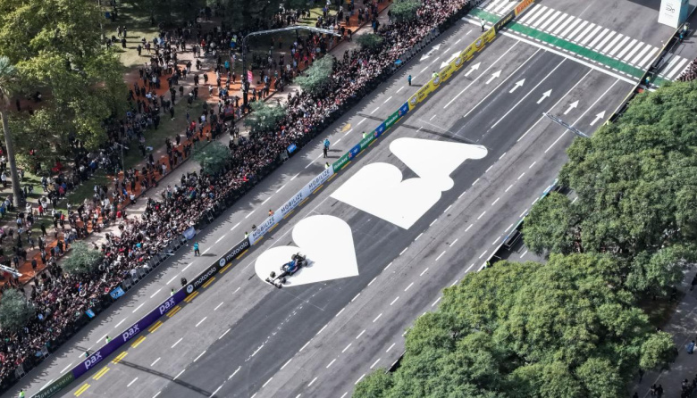 Una fiesta histórica: con el sueño de la vuelta de la Fórmula 1 a la Ciudad, Franco Colapinto hizo delirar a 600 mil personas en Palermo