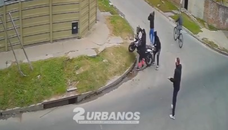 José León Suárez: el robo de una moto en segundos que alarma a vecinos