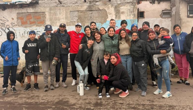 Abigail Mercado recorrió La Cava y advirtió: “La droga está destruyendo a nuestros jóvenes”