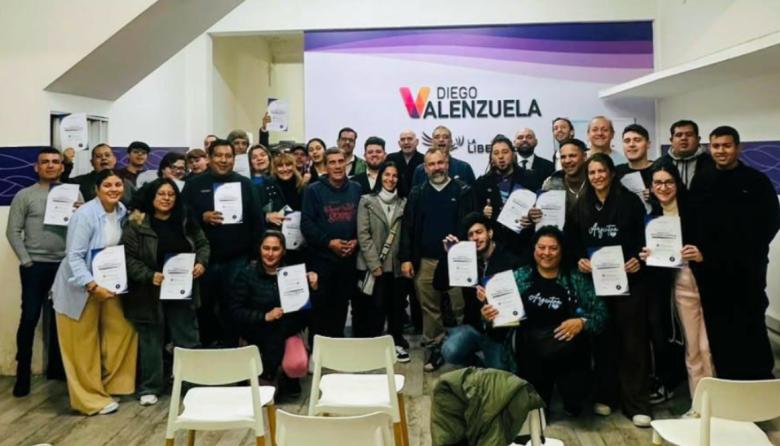 La inteligencia artificial llegó a Tres de Febrero con una capacitación abierta para vecinos
