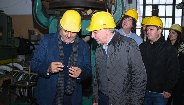 Julio Zamora se reunió con representantes de la firma Nicols, empresa con más de 60 años en General Pacheco