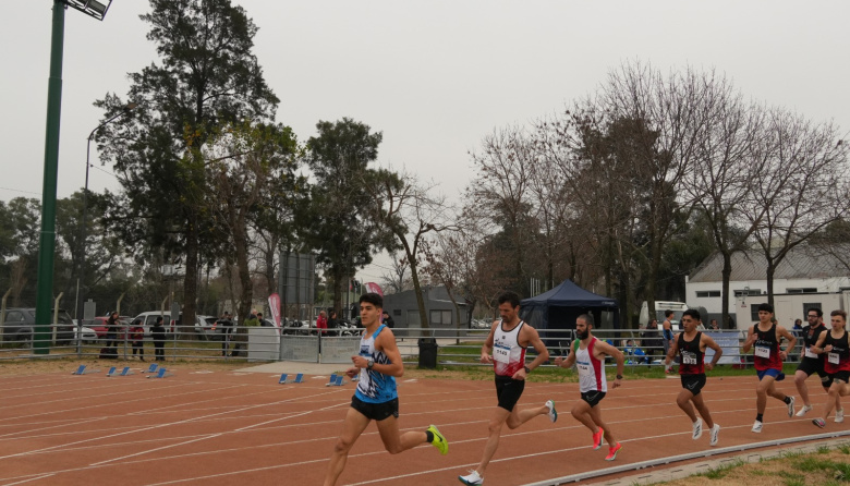 La pista de atletismo "Abel Acevedo" del Municipio de Tigre fue sede del Torneo de Invierno Porteño