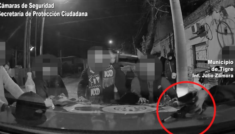 Circulaban en un automóvil de manera sospechosa y el COT los interceptó: poseían una réplica de arma de fuego y drogas