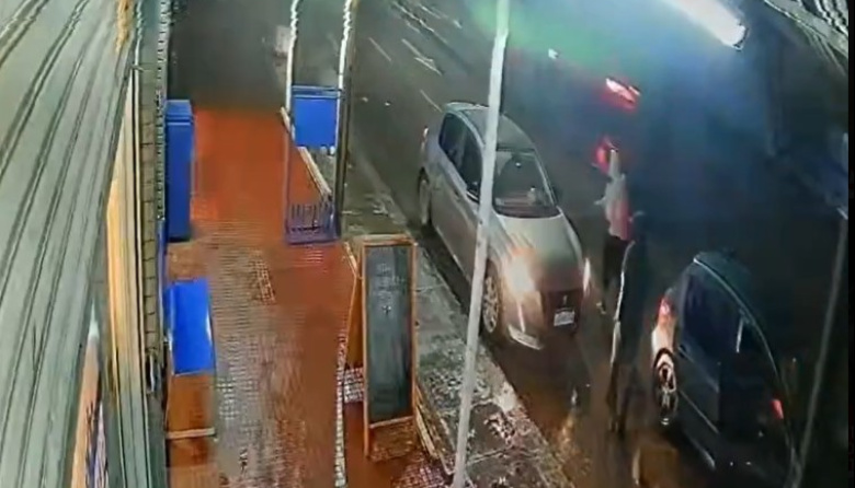 González Catán: intentó robarle el auto a un policía bonaerense y murió durante un tiroteo