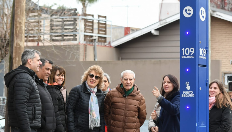 Vicente López ya instaló 204 Puntos Seguros para combatir el delito y asistir a los vecinos en casos de emergencias