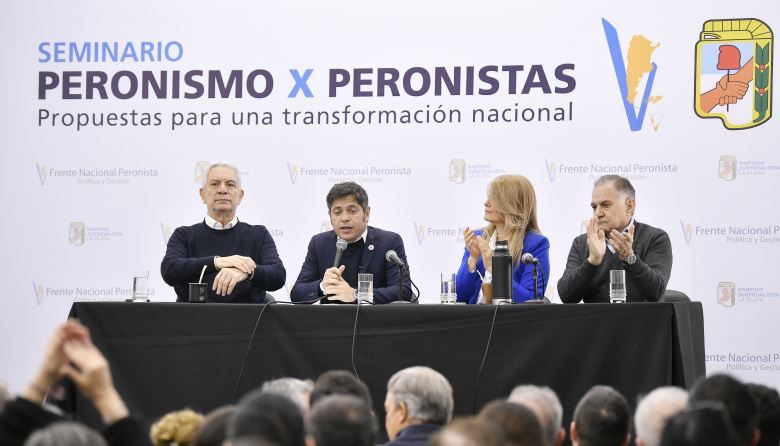 Kicillof volvió a apuntar contra Milei y llamó al peronismo a “construir una alternativa política”
