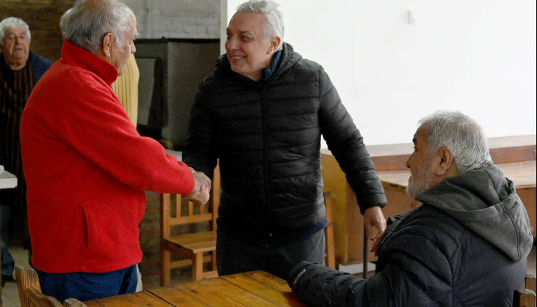 Julio Zamora a adultos mayores: "Es vital estar juntos en medio de las crisis que están atravesando”