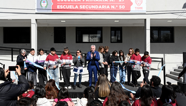En Rincón de Milberg, Julio Zamora inauguró la ampliación y renovación de la EES N°50 y la EP N°27
