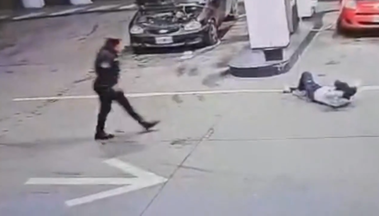 González Catán: una mujer policía se enfrentó a tiros con motochorros y dejó a uno herido