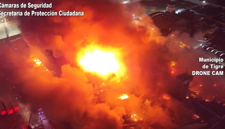 Incendio de gran magnitud en Don Torcuato y rápida asistencia del Sistema de Protección Ciudadana de Tigre