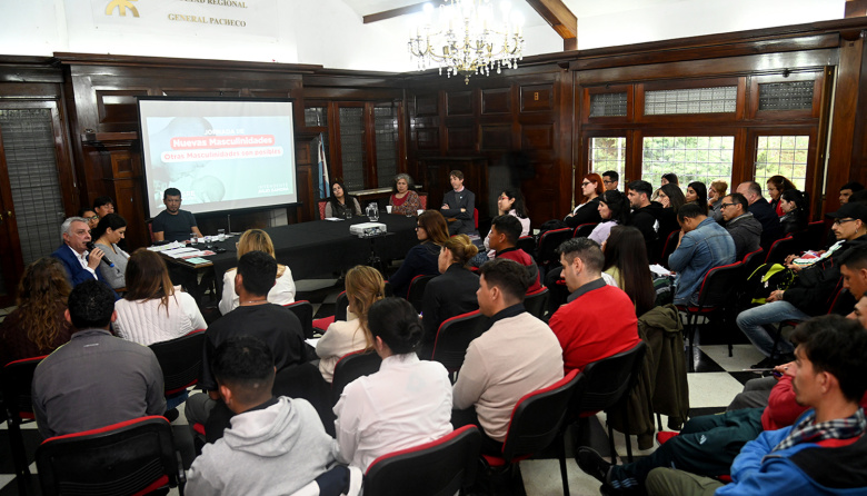 Julio Zamora participó de la jornada de concientización Nuevas Masculinidades en General Pacheco