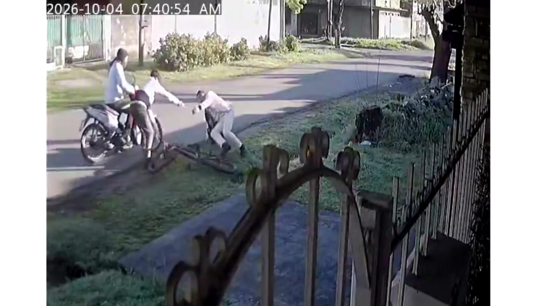 La Plata otra vez golpeada por la inseguridad: le robaron la bicicleta y le dispararon en una pierna