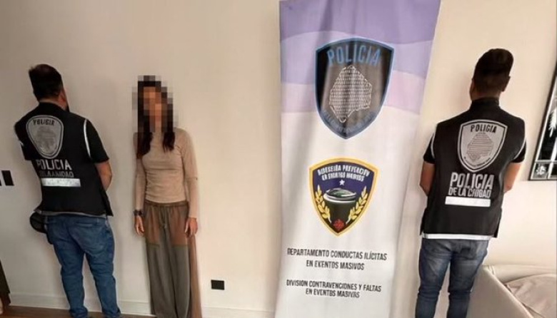 Allanaron una casa en Vicente López por reventa de entradas de Argentina-Benín: secuestraron $9,8 millones y US$56 mil