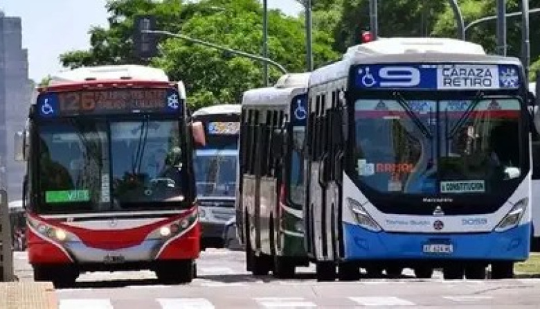 Alerta por los colectivos en el AMBA: más de 100 líneas podrían reducir sus frecuencias desde el lunes