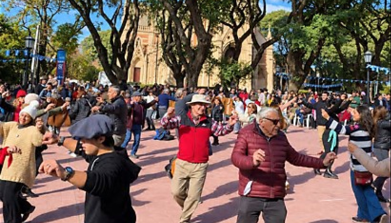 San Isidro tendrá una gran feria junto al río con gastronomía, música y más de 100 productores