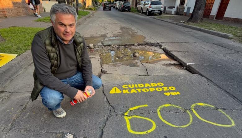 Santiago Medrano pintó el Katopozo número 600 en San Martín